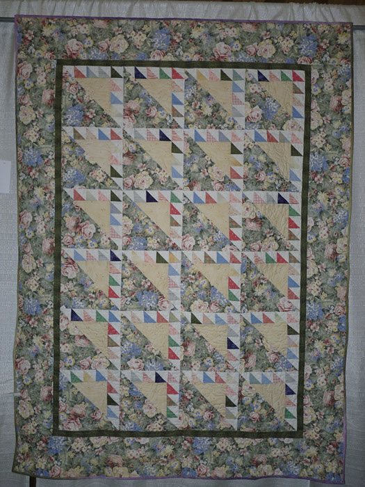 E20 Margaret Dear English Garden
